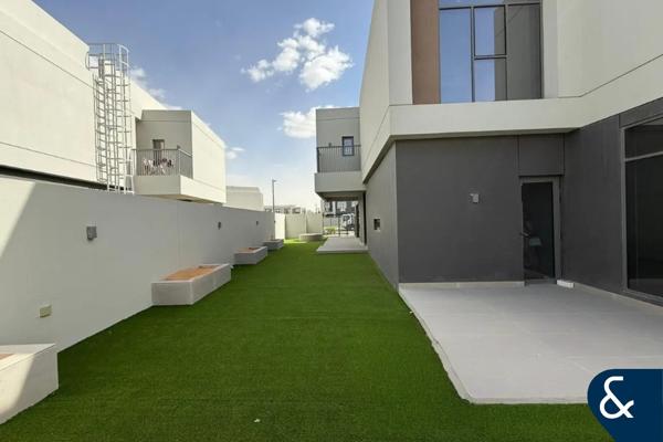 Twin Villa | Vacant Now | Close to Beach